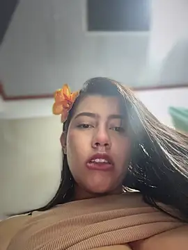 Snapshot of Saracalderon chatting on 9, 7, 2026 Saracalderon online show from 9, 7, 2026