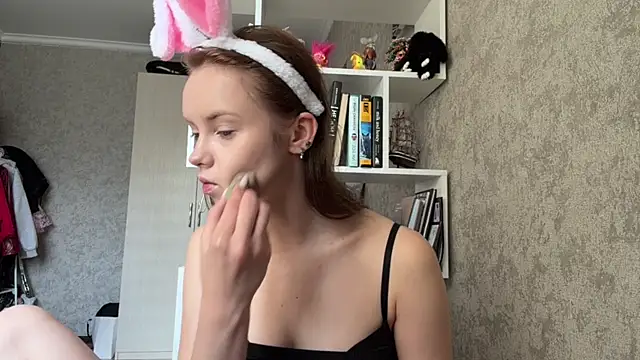 Mollybeans online show from 22, 7, 2026