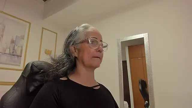 catalina villan online show from 28, 6, 2026