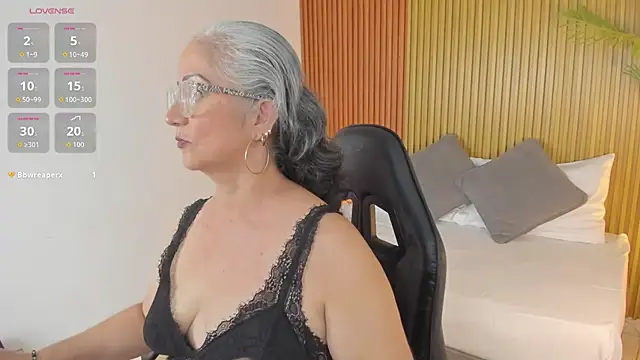 catalina villan online show from 16, 7, 2026