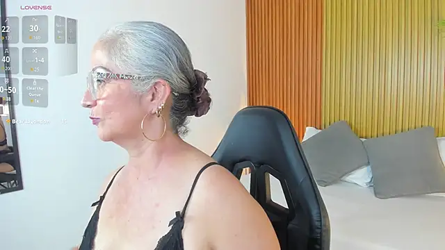 catalina villan online show from 11, 7, 2026
