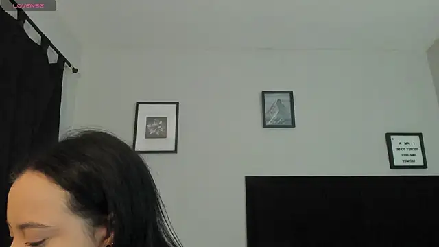 Snapshot of Sara_B chatting on 17, 7, 2026 Sara B online show from 17, 7, 2026