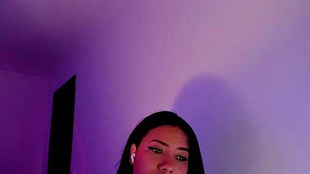 NicolePasqualott online show from 25, 5, 2026