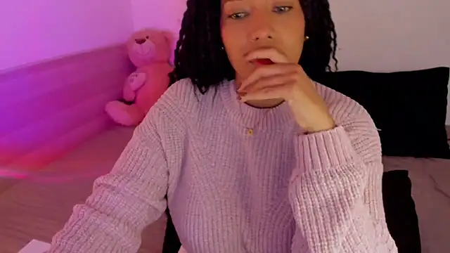 NicolePasqualott online show from 15, 11, 2025