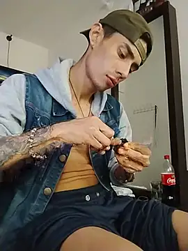 MateoCollins2026 online show from 17, 7, 2026