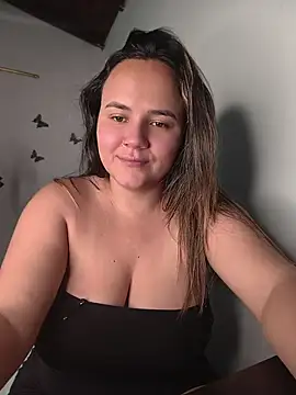 Snapshot of Mandy-moore28 chatting on 25, 7, 2026 Mandy-moore28 online show from 25, 7, 2026