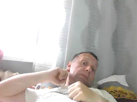 RafalekRozmarynowski81 online show from 15, 6, 2026