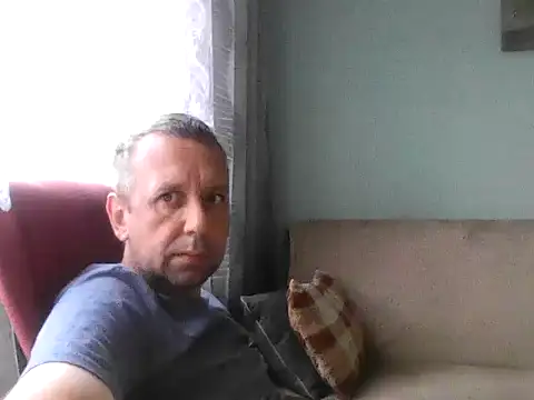 RafalekRozmarynowski81 online show from 7, 7, 2026