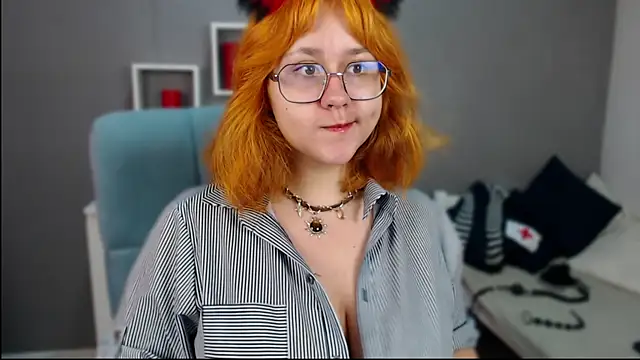 Snapshot of Judith_hypnosiss chatting on 5, 8, 2026 Judith hypnosiss online show from 5, 8, 2026