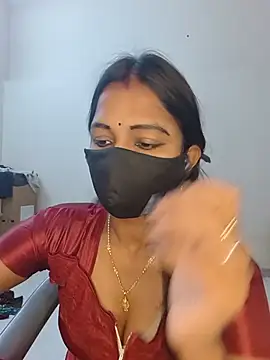 Snapshot of YALINITWO7_TAMIL chatting on 25, 7, 2026 YALINITWO7 TAMIL online show from 25, 7, 2026