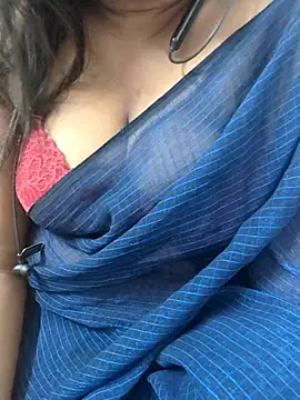 Snapshot of Mallu-Aleena chatting on 4, 8, 2026 Mallu-Aleena online show from 4, 8, 2026