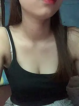 Snapshot of Julyy_girl chatting on 22, 6, 2026 Julyy girl online show from 22, 6, 2026