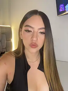 Snapshot of Bellarose_x1 chatting on 21, 6, 2026 Bellarose x1 online show from 21, 6, 2026