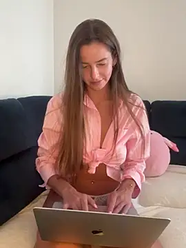 Miramilly online show from 23, 7, 2026