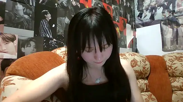 Snapshot of LittilePrincess chatting on 8, 7, 2026 LittilePrincess online show from 8, 7, 2026