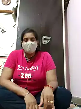 Snapshot of Hot_Darling001 chatting on 10, 7, 2026 Hot Darling001 online show from 10, 7, 2026