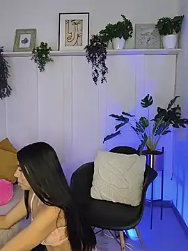 Jasmiinn  online show from 25, 6, 2026