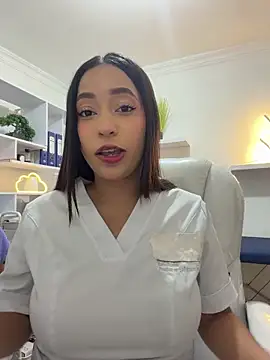 Snapshot of Mia_Alanna chatting on 17, 7, 2026 Mia Alanna online show from 17, 7, 2026