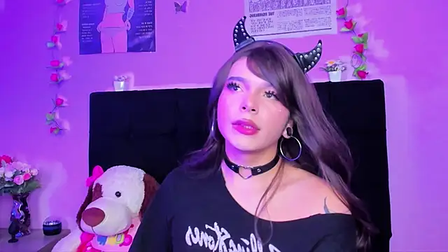 Snapshot of Makii_XOXO chatting on 14, 7, 2026 Makii XOXO online show from 14, 7, 2026
