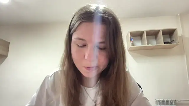 Snapshot of HwaTrippel chatting on 28, 6, 2026 HwaTrippel online show from 28, 6, 2026