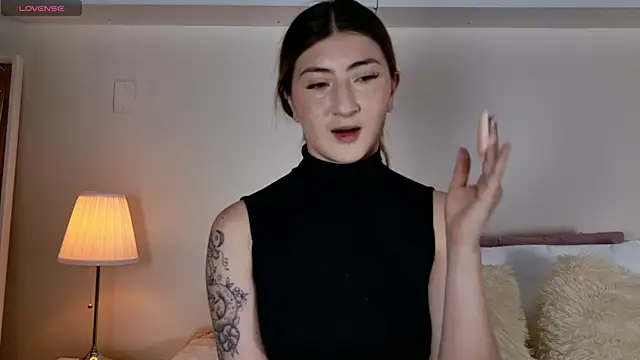 Snapshot of Alanna_DH chatting on 23, 7, 2026 Alanna DH online show from 23, 7, 2026