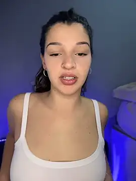Snapshot of maar-1 chatting on 8, 7, 2026 maar-1 online show from 8, 7, 2026