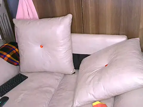Snapshot of Bustycece chatting on 8, 7, 2026 Bustycece online show from 8, 7, 2026