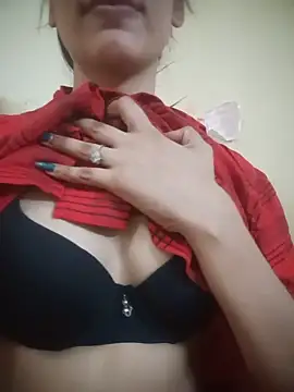 Snapshot of Sara_910 chatting on 20, 6, 2026 Sara 910 online show from 20, 6, 2026