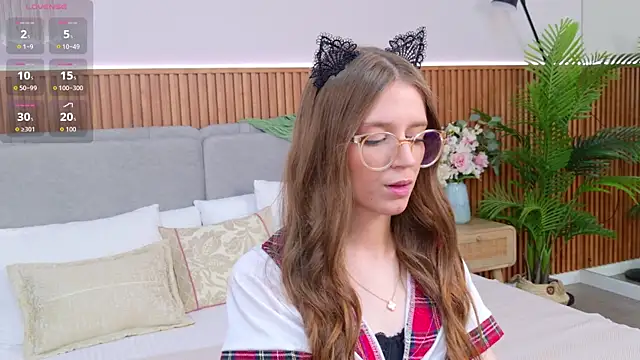StellaMour online show from 15, 7, 2026
