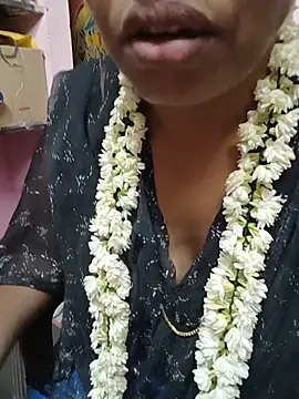 Snapshot of Tamilsexy35 chatting on 23, 7, 2026 Tamilsexy35 online show from 23, 7, 2026