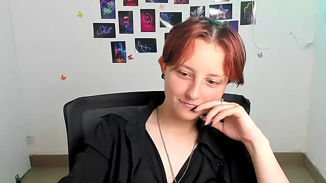 Snapshot of Dilara_Kiss_ chatting on 25, 6, 2026 Dilara Kiss online show from 25, 6, 2026