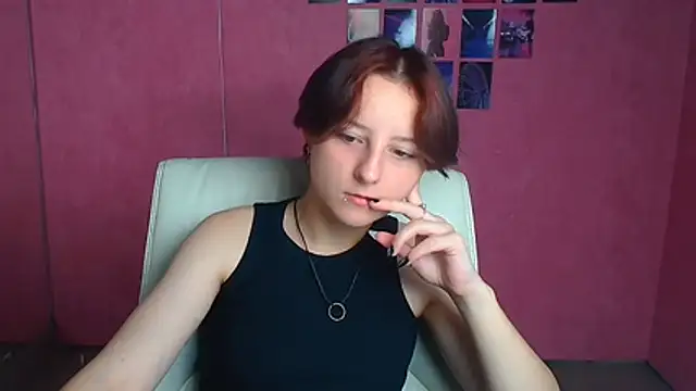 Snapshot of Dilara_Kiss_ chatting on 22, 7, 2026 Dilara Kiss online show from 22, 7, 2026