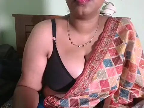 Snapshot of Tamil_Shailu chatting on 10, 7, 2026 Tamil Shailu online show from 10, 7, 2026