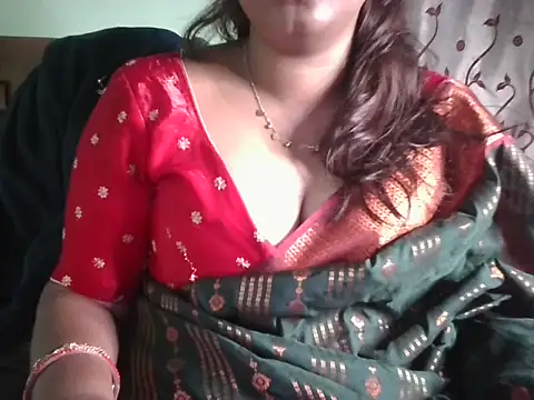 Snapshot of Tamil_Shailu chatting on 24, 6, 2026 Tamil Shailu online show from 24, 6, 2026