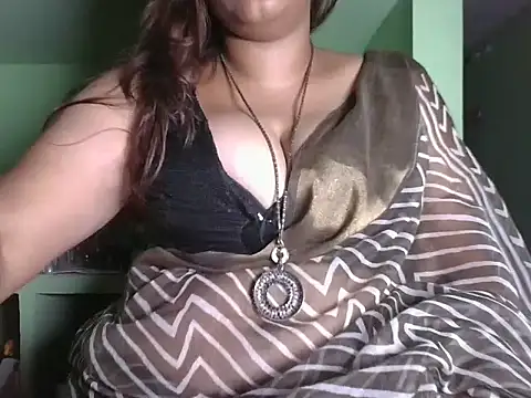 Snapshot of Tamil_Shailu chatting on 12, 7, 2026 Tamil Shailu online show from 12, 7, 2026