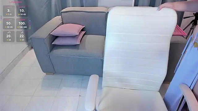 Snapshot of Nayla_Luxe chatting on 3, 7, 2026 Nayla Luxe online show from 3, 7, 2026
