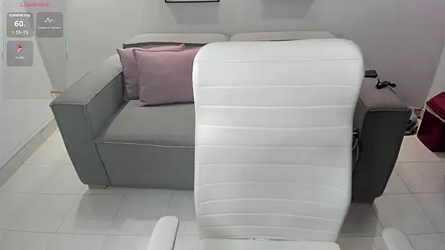Snapshot of Nayla_Luxe chatting on 12, 7, 2026 Nayla Luxe online show from 12, 7, 2026