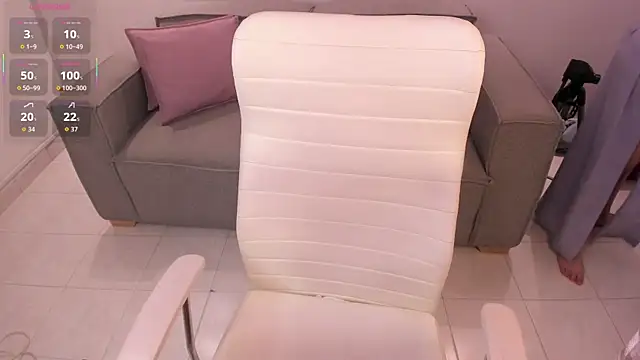 Snapshot of Nayla_Luxe chatting on 13, 7, 2026 Nayla Luxe online show from 13, 7, 2026