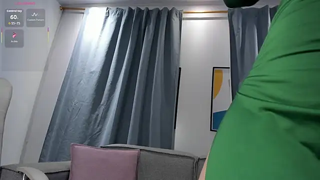 Snapshot of Nayla_Luxe chatting on 23, 6, 2026 Nayla Luxe online show from 23, 6, 2026