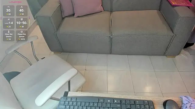 Snapshot of Nayla_Luxe chatting on 8, 7, 2026 Nayla Luxe online show from 8, 7, 2026