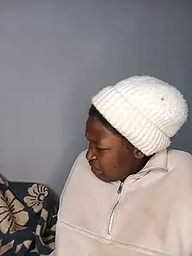 Snapshot of Cherryblush_2 chatting on 8, 7, 2026 Cherryblush 2 online show from 8, 7, 2026