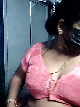 Snapshot of shanthi_telugu99 chatting on 10, 7, 2026 shanthi telugu99 online show from 10, 7, 2026