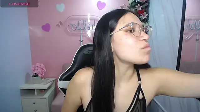 Snapshot of Lia_Rose_ch chatting on 1, 8, 2026 Lia Rose ch online show from 1, 8, 2026