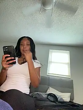 Snapshot of johnfoe4 chatting on 17, 7, 2026 johnfoe4 online show from 17, 7, 2026