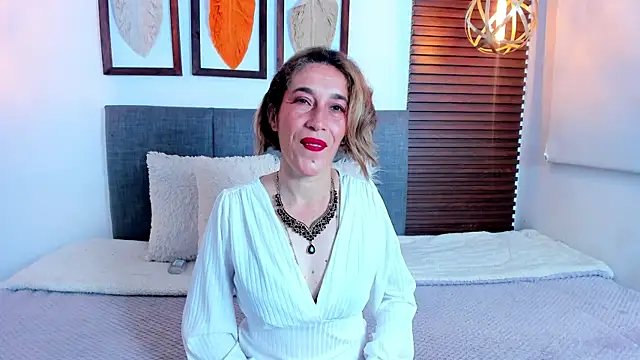 Margott mature online show from 17, 6, 2026