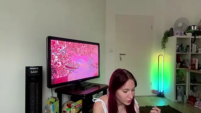 YumiMoon online show from 16, 6, 2026