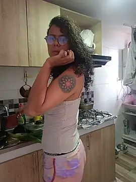 Snapshot of Claro_de_Luna chatting on 2, 8, 2026 Claro de Luna online show from 2, 8, 2026