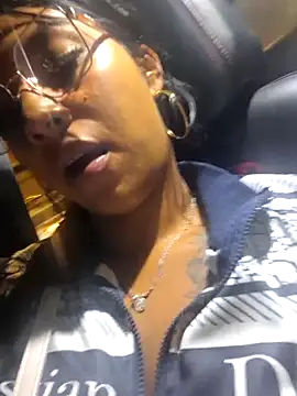 sophiagomezx online show from 17, 7, 2026