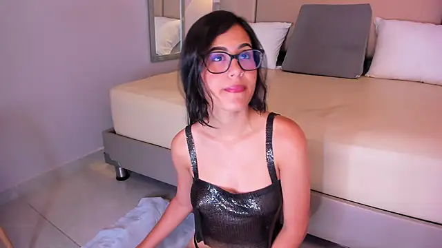 Snapshot of jazminmoree chatting on 20, 6, 2026 jazminmoree online show from 20, 6, 2026