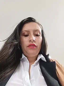 Snapshot of LIA--23 chatting on 8, 7, 2026 LIA--23 online show from 8, 7, 2026